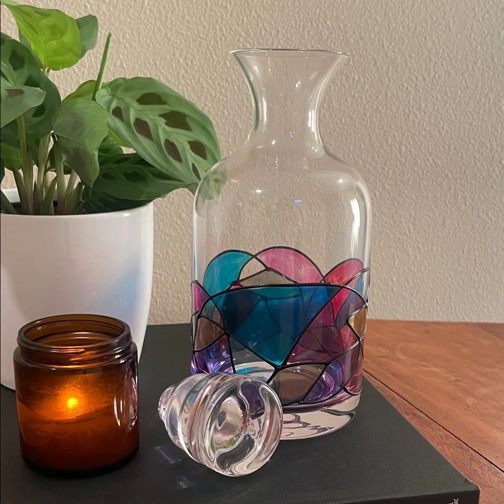 The Wine Savant Hand-Painted Decanter – Renaissance Inspired – 750ml